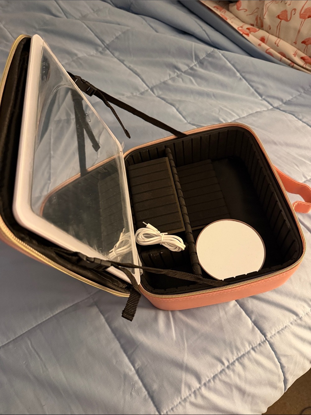 Pop makeup case - Picture 2 of 3